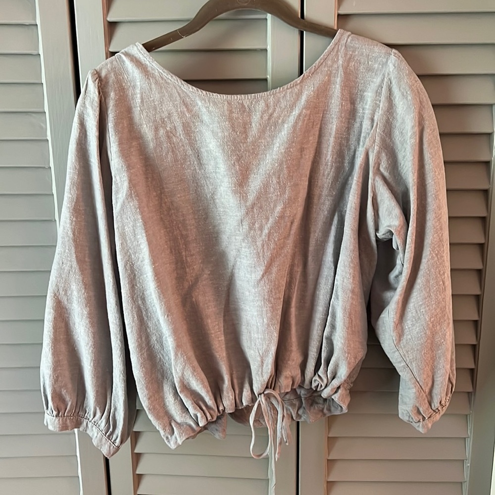 Long Sleeved Reversible Linen Gray Top